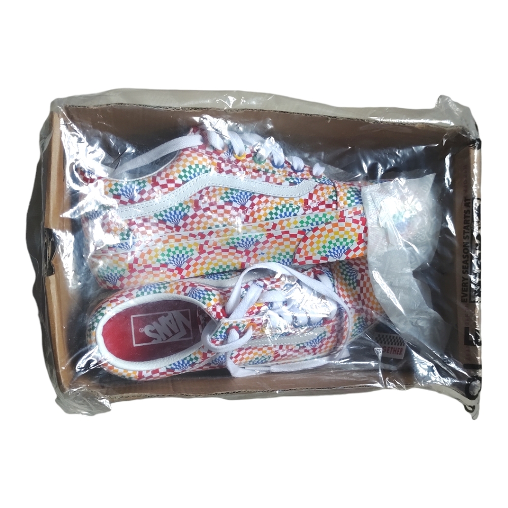 VANS- PRIDE RAINBOWS OLD SKOOL PLATFORM SHOES - Picture 8 of 11